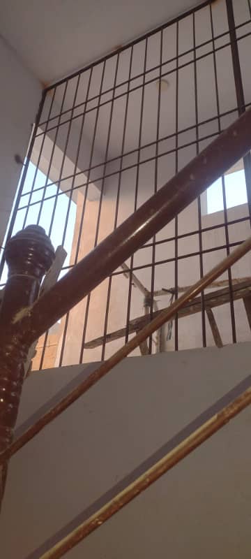 Just like new Ground +1 RCC KDA lease on 25 meter road house available for sale