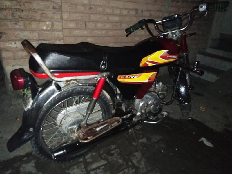 CD 70 bike 4
