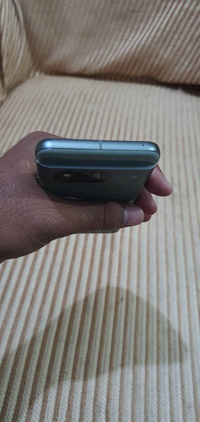 Google Pixel 8 (8/128) 4