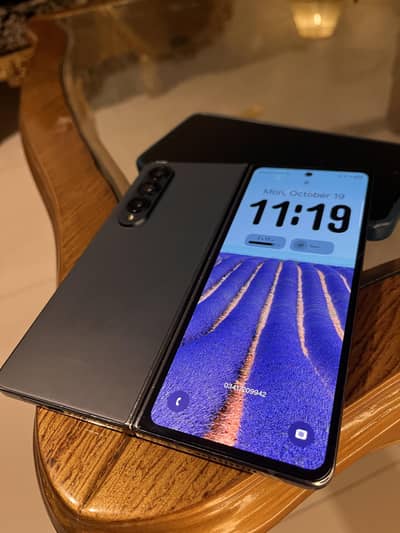 Samsung Mobile Z Fold 4