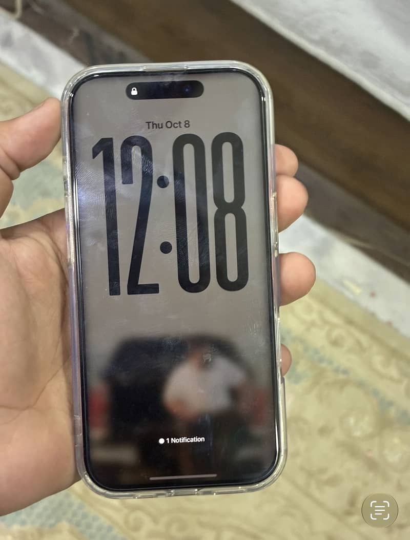 Apple iPhone 16 Pro 4
