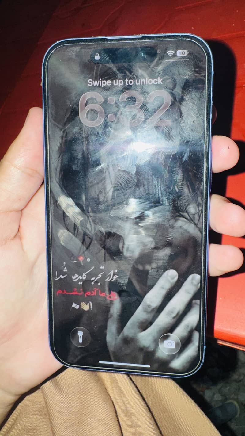 Apple iPhone 16 2