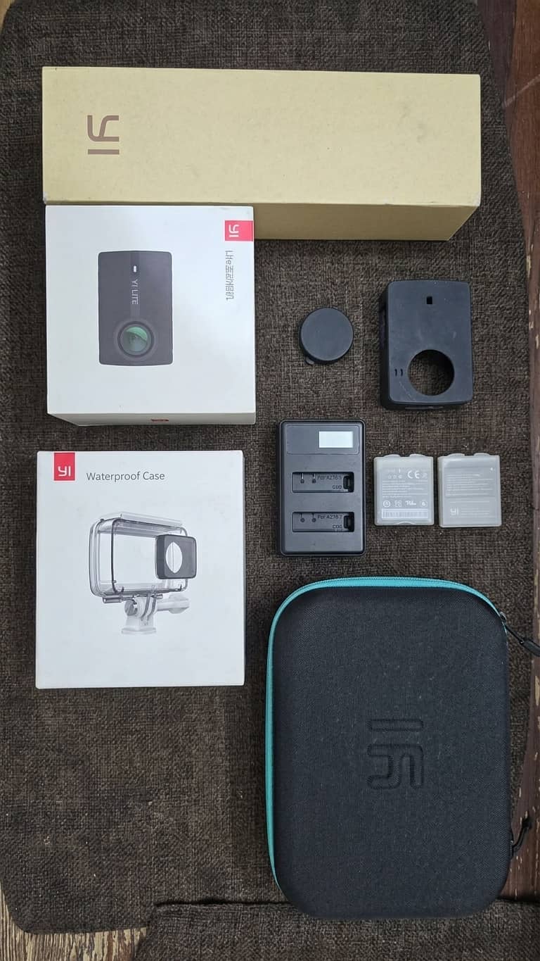 Yi Lite Action Camera (Complete Package) 1