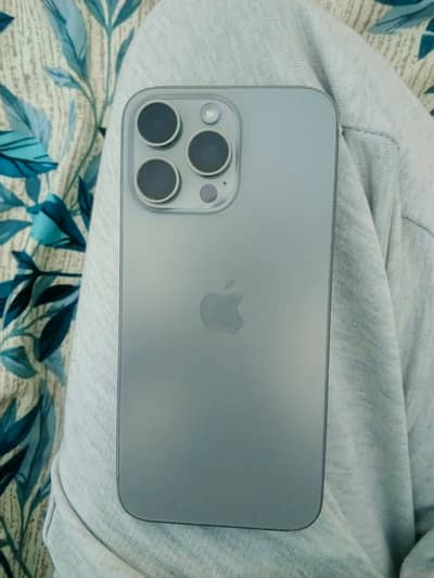Apple iPhone 15 Pro Max