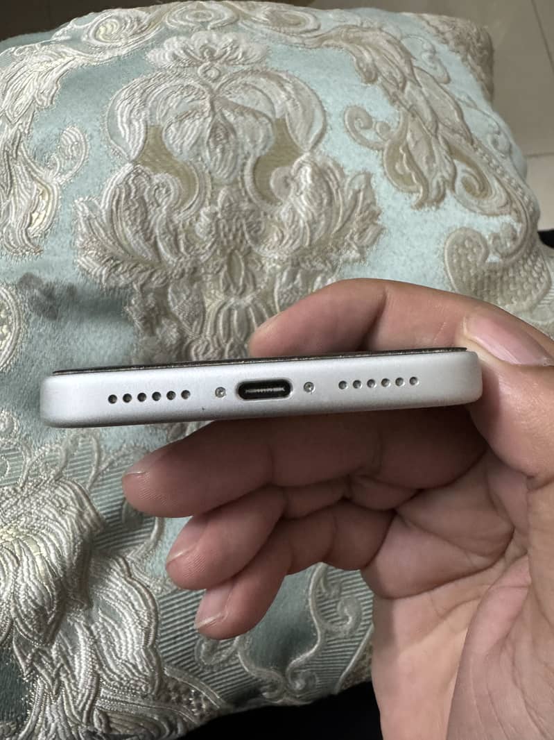 Apple iPhone 17 Pro Max 6