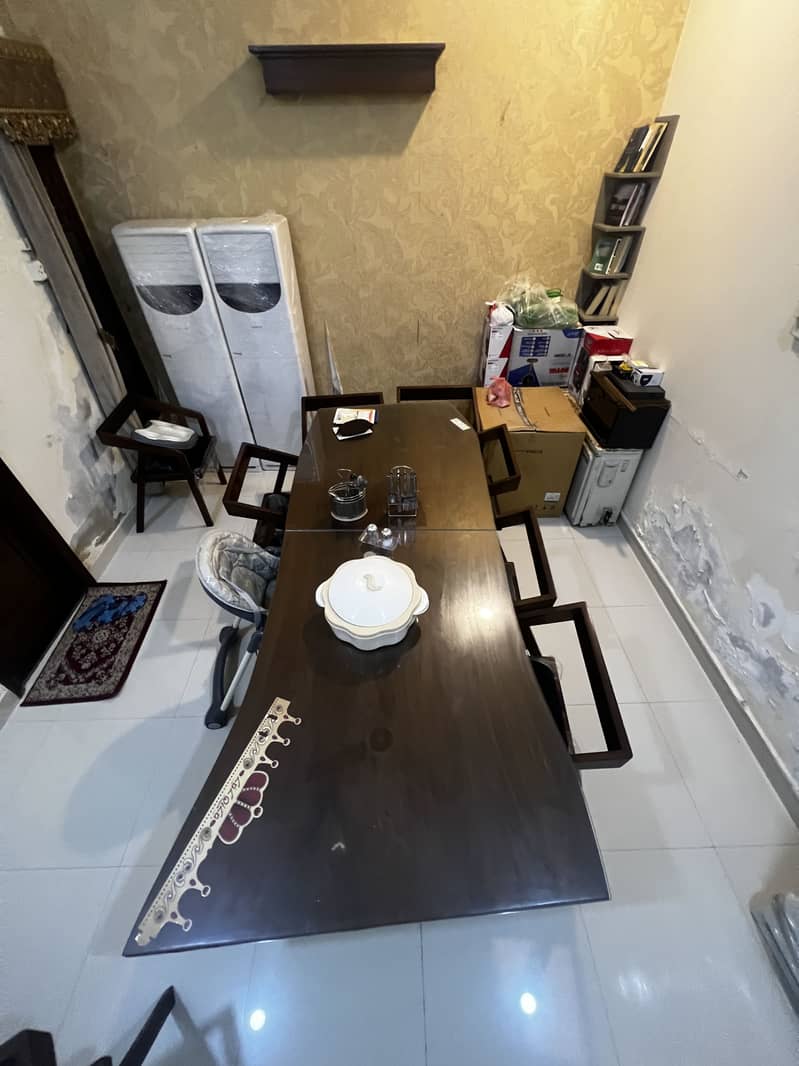Dinning Table 8 seater 6