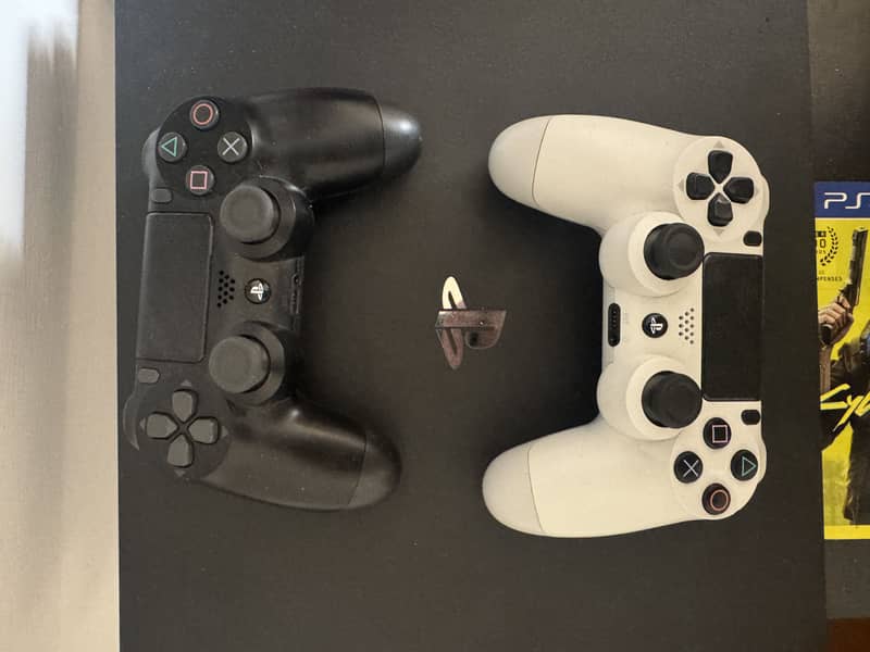 PS4 Pro 1TB 0