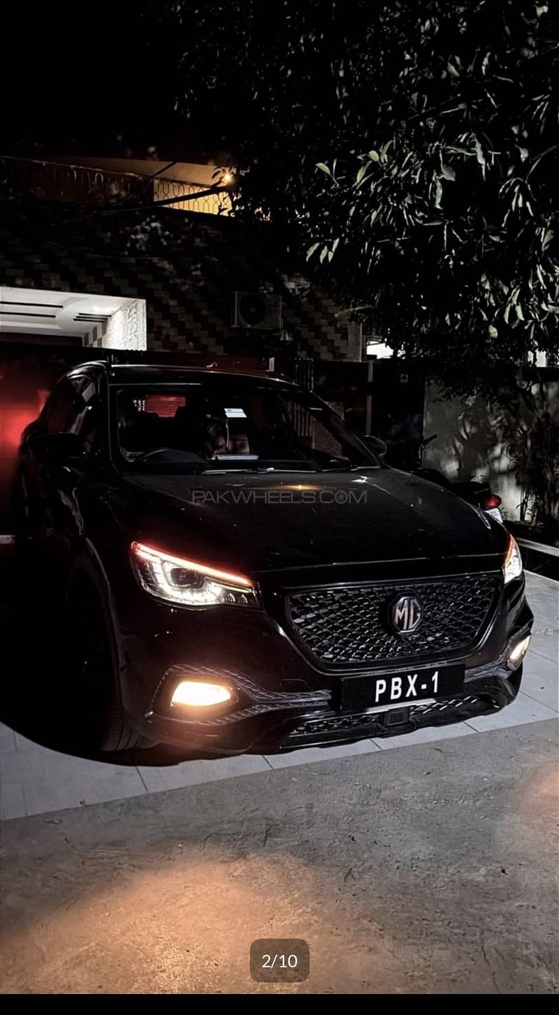 MG HS 2021 3