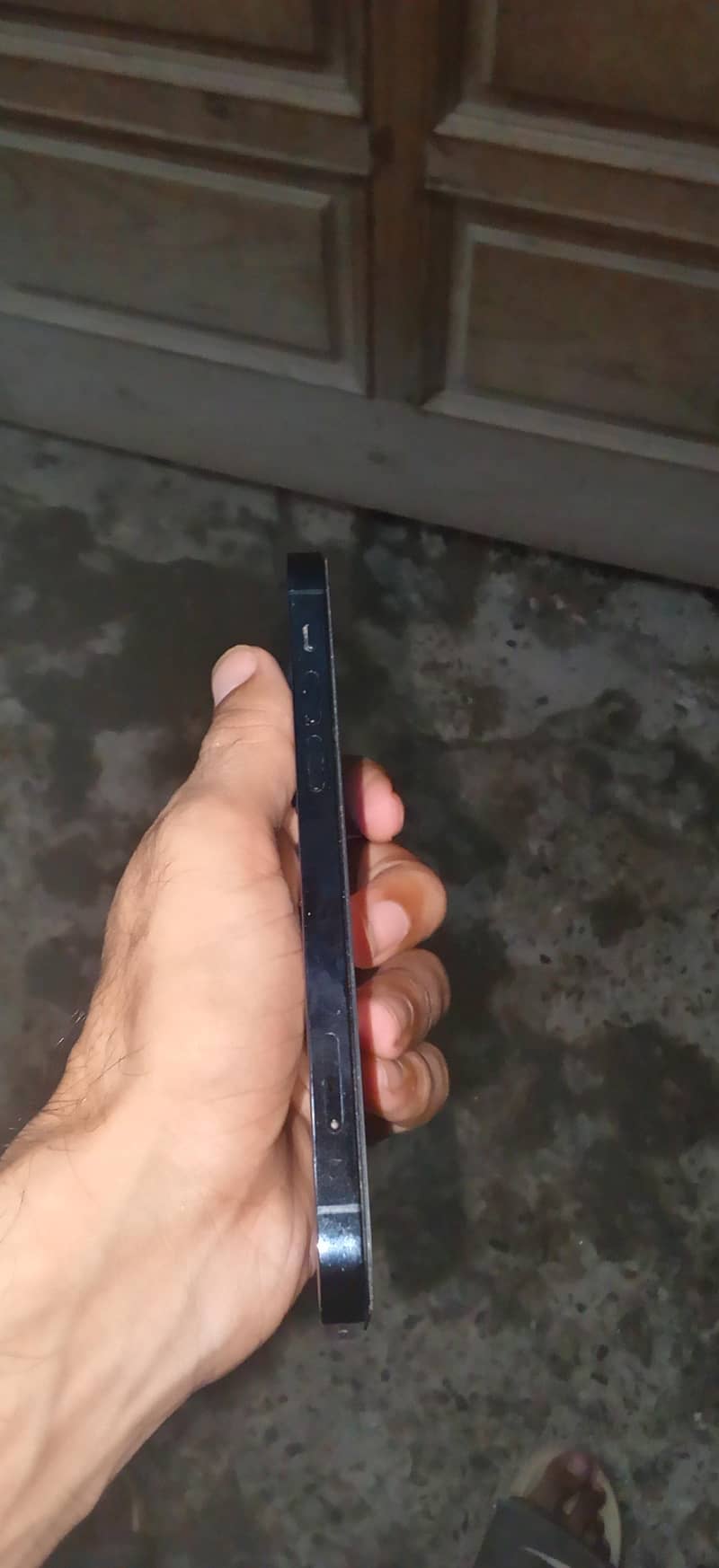 iPhone 12 Pro read add 1