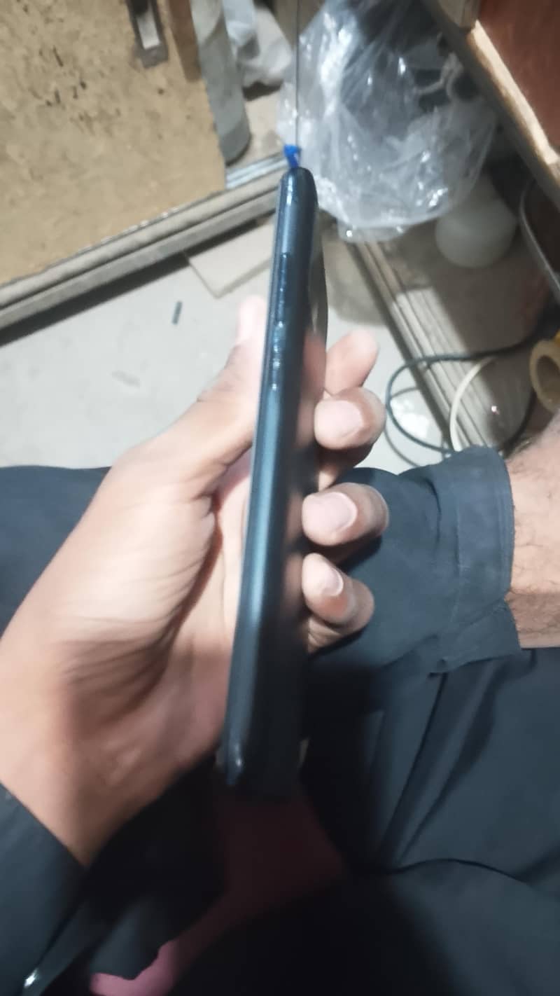 Samsung Mobile A02s 4