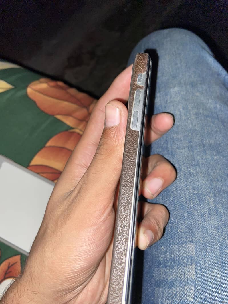Apple iPhone 11 converted 17 3
