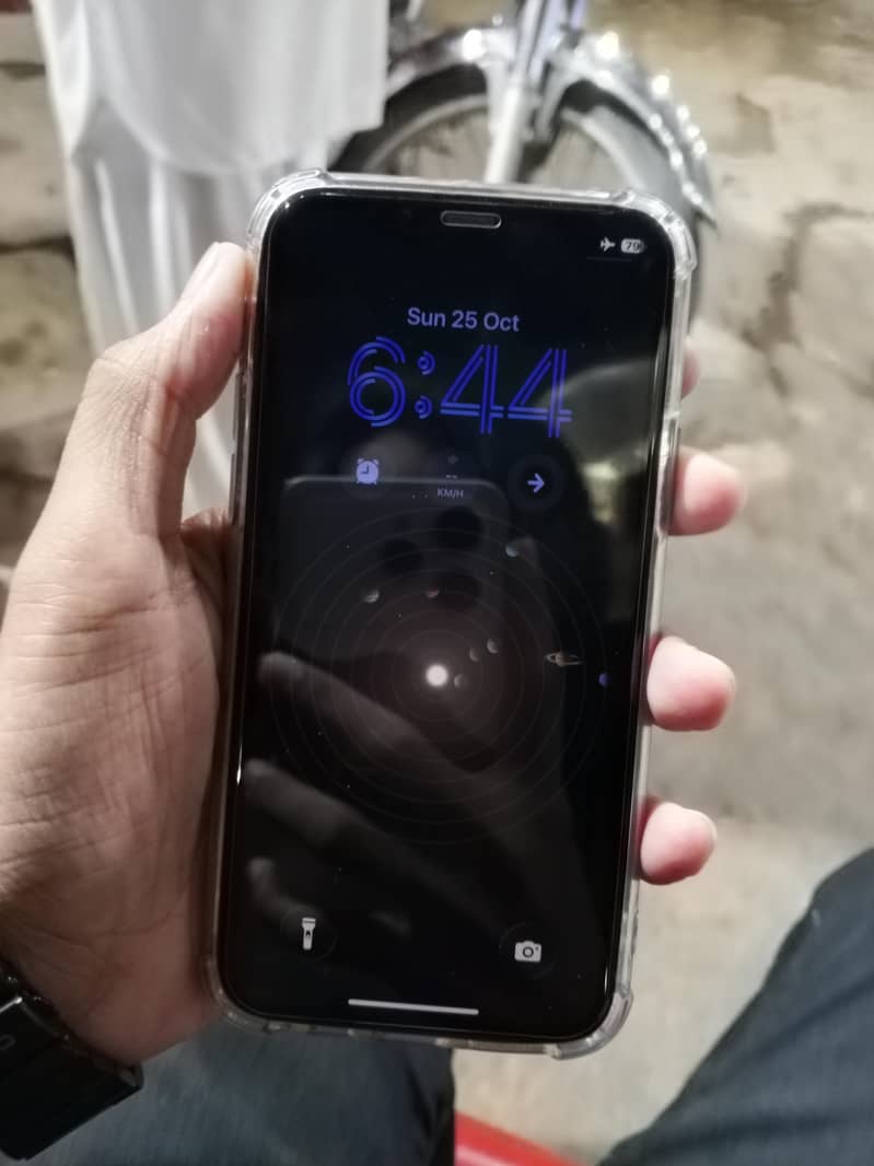Apple iPhone 11 Pro 2