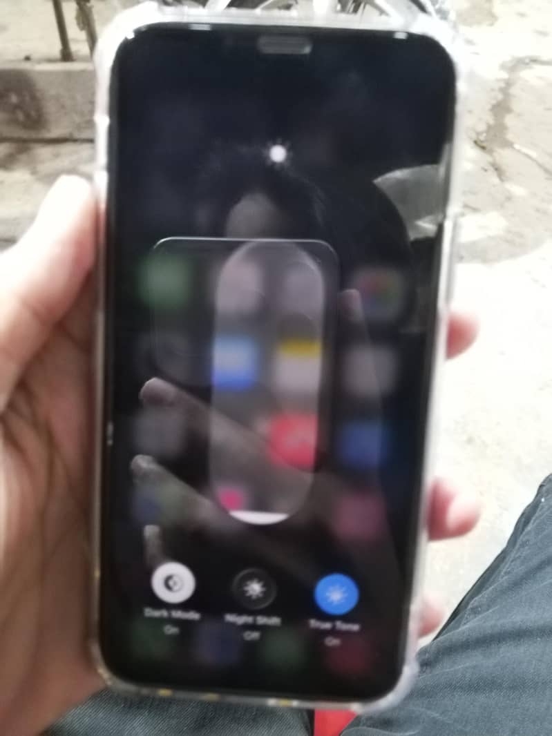 Apple iPhone 11 Pro 3