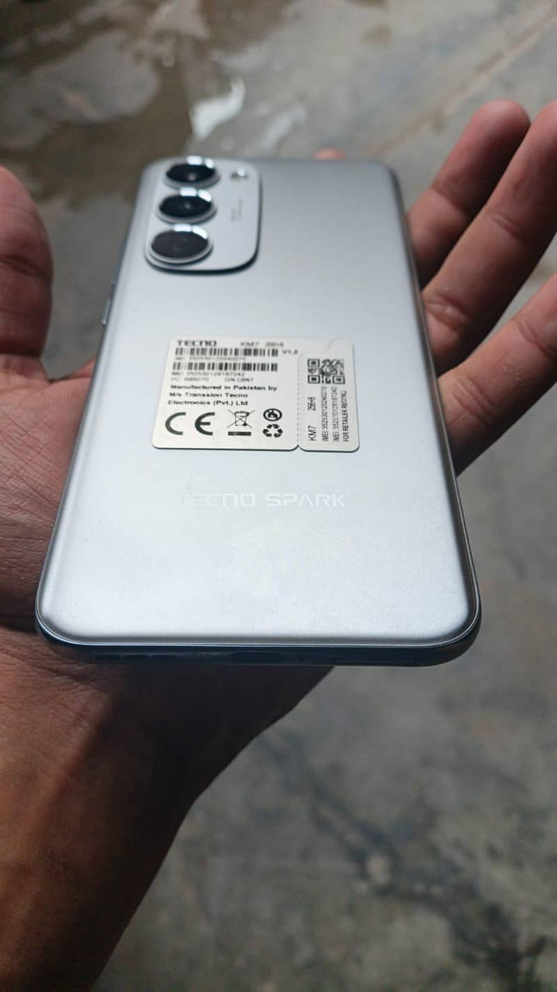 techno spark 40pro plus 10/9 condition 0