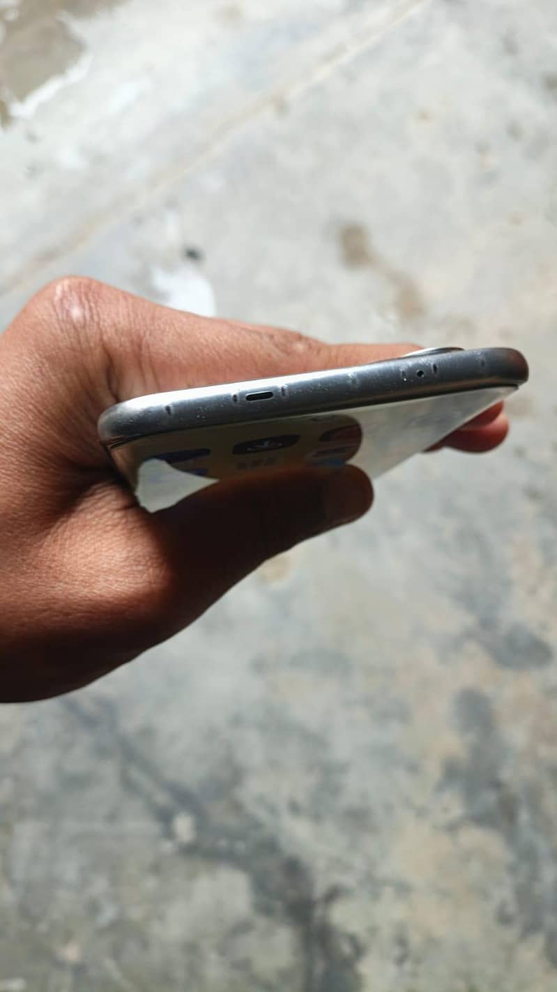 techno spark 40pro plus 10/9 condition 4