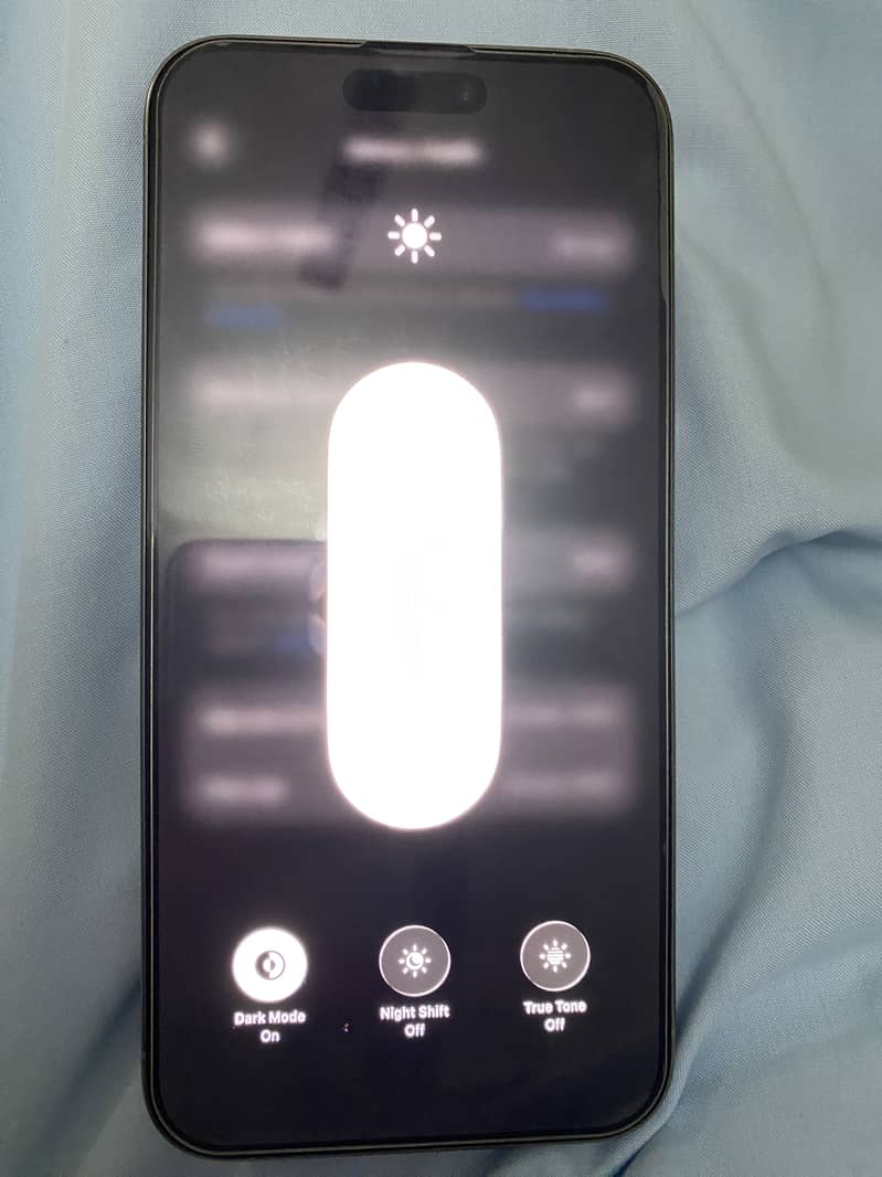 Apple iPhone 15 Pro Max 3