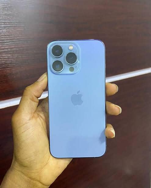 Apple iPhone 13 Pro 2