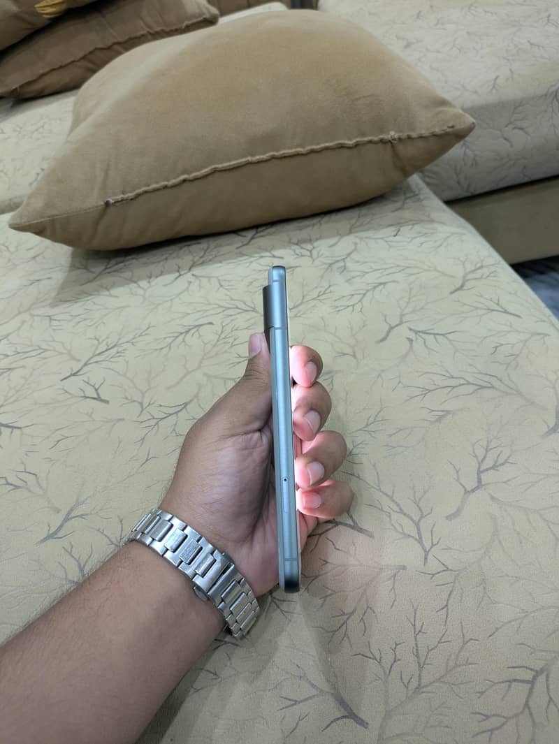 Google Pixel 8 1