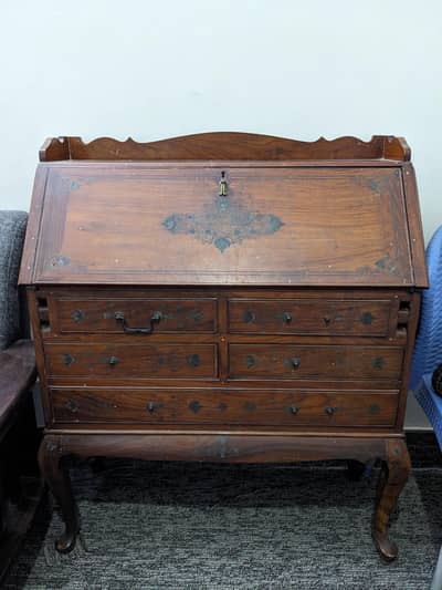 Old fashion antique tables , coubard and tv coubard- sheesham wood