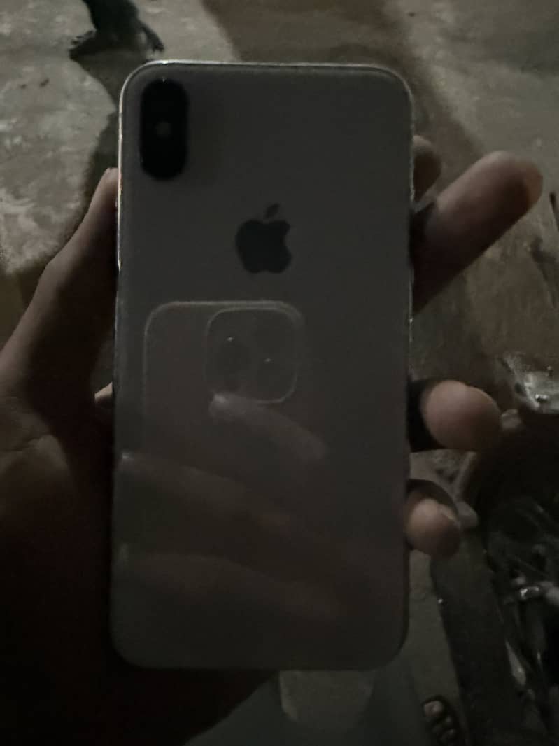 Apple iPhone X 3