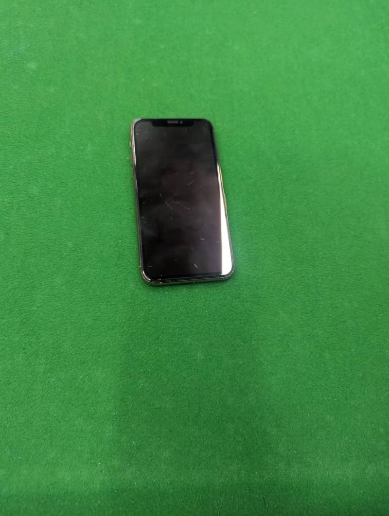 Apple iPhone 11 Pro 8
