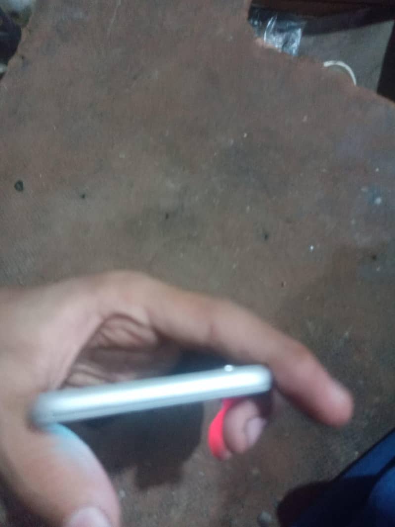 Apple iPhone 6 0
