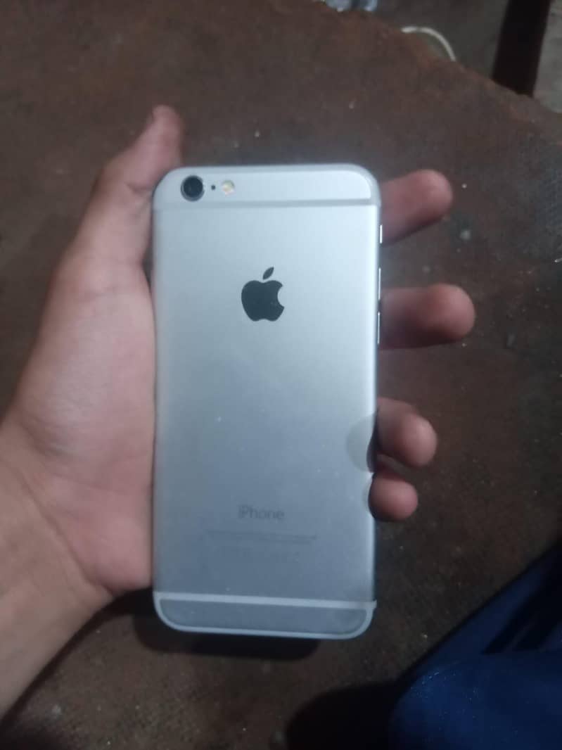 Apple iPhone 6 3