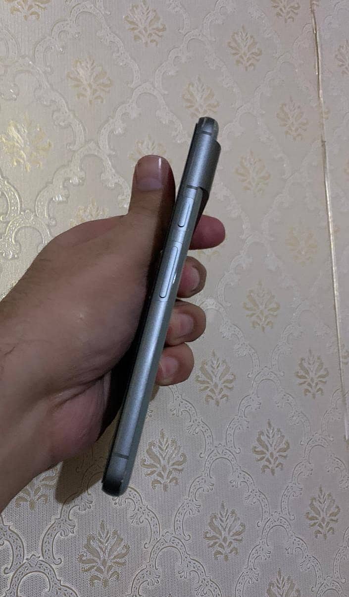 Google Pixel 8 1