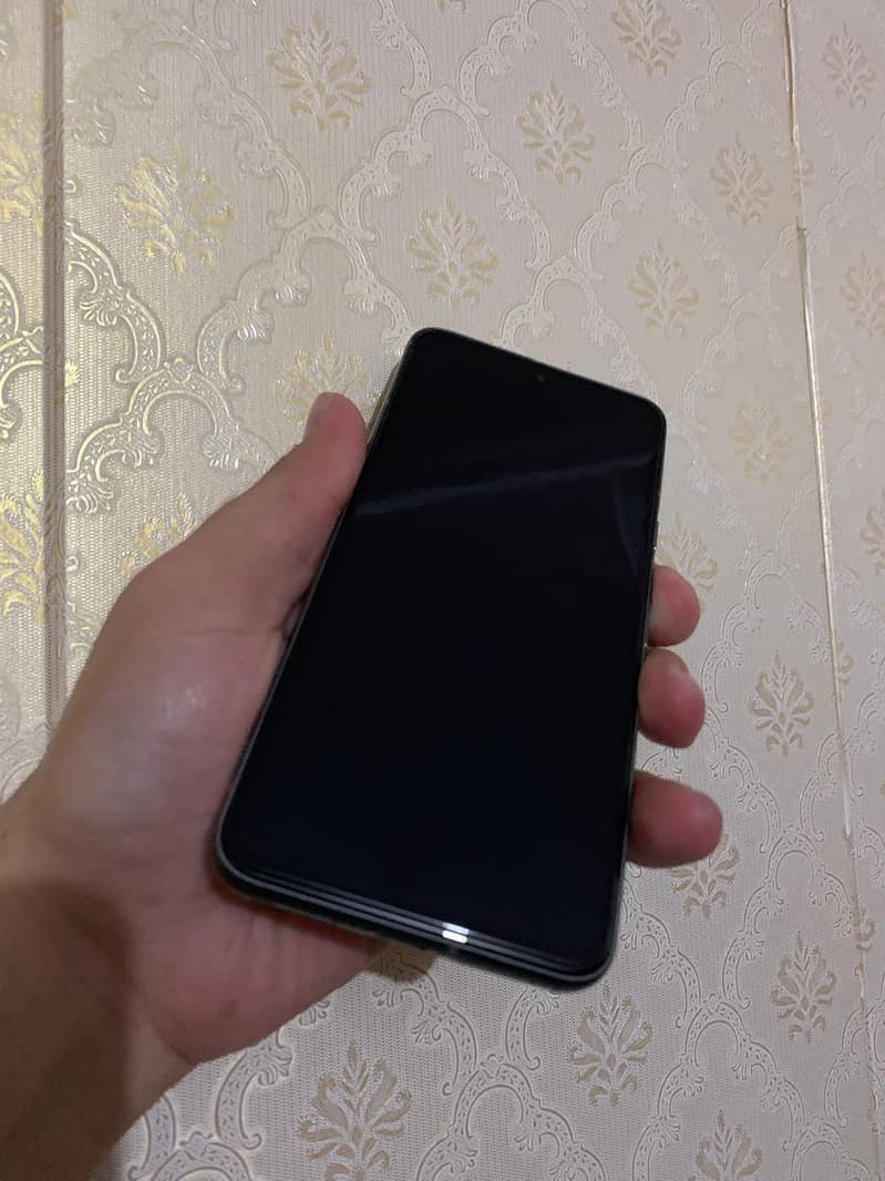 Google Pixel 8 4