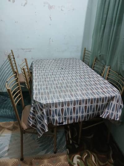 6 person Dining table