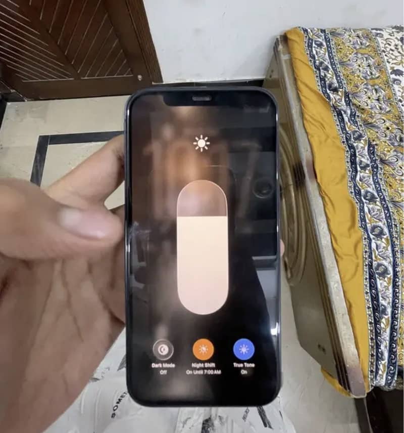 Apple iPhone 12 0