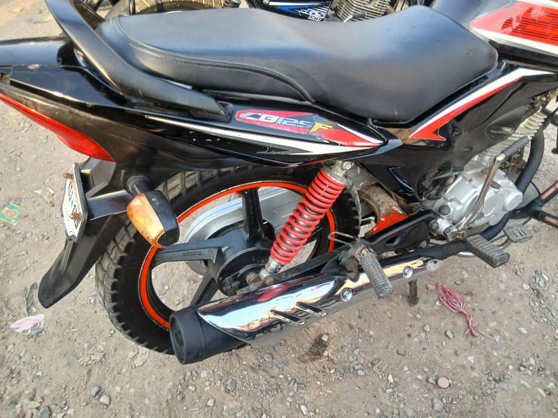 CBF 125 6
