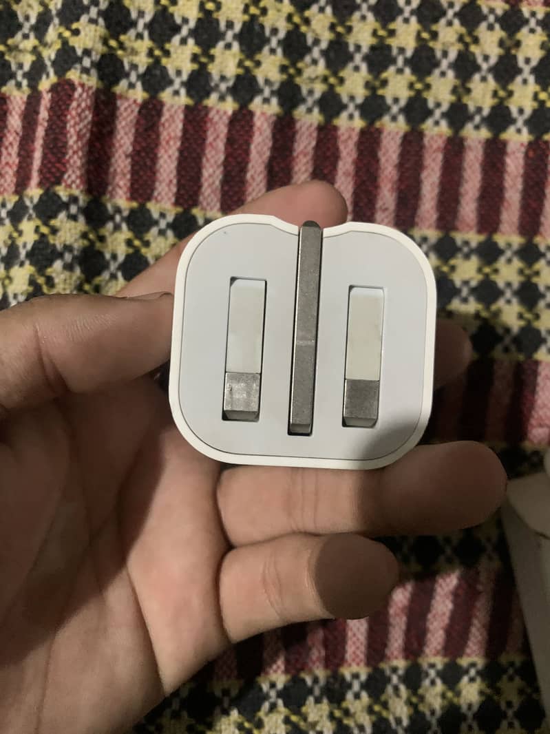 iPhone 0