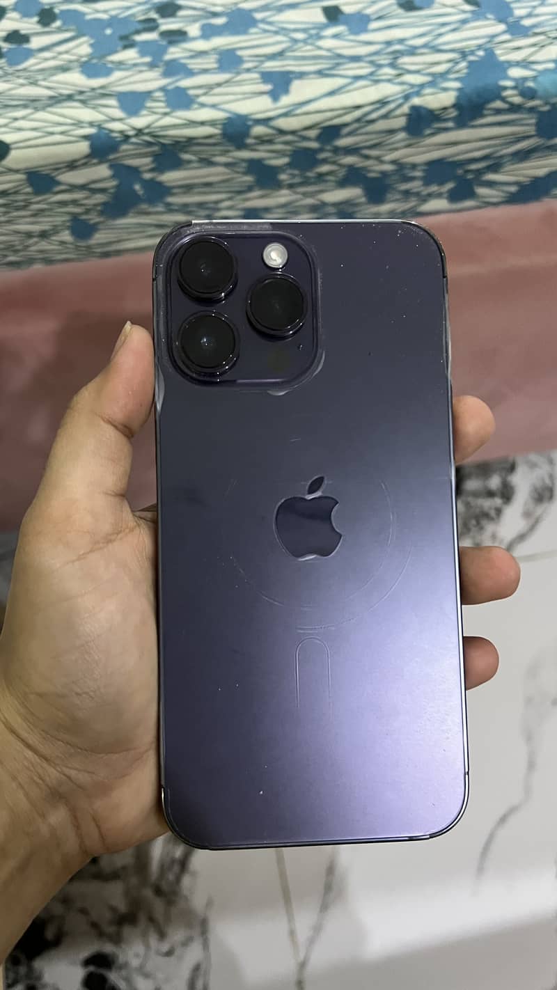 Apple iPhone 14 Pro Max 3