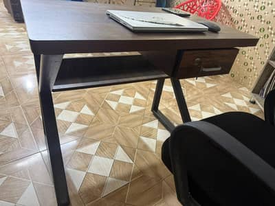 study table with chair