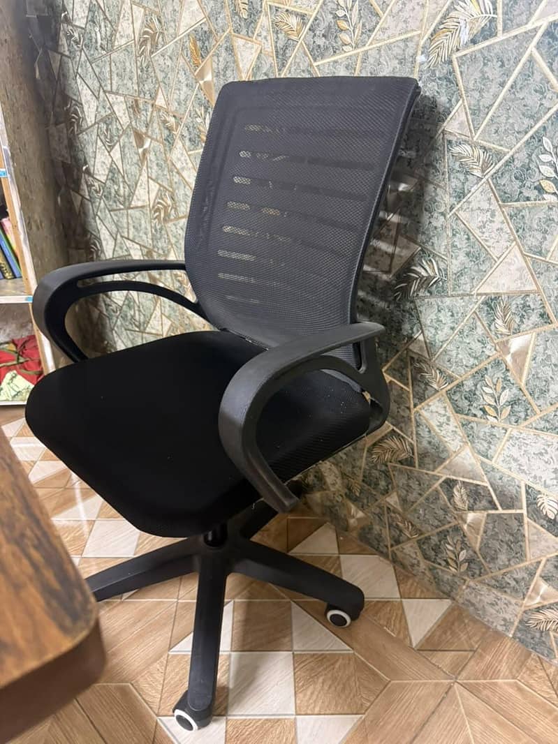 study table with chair 2