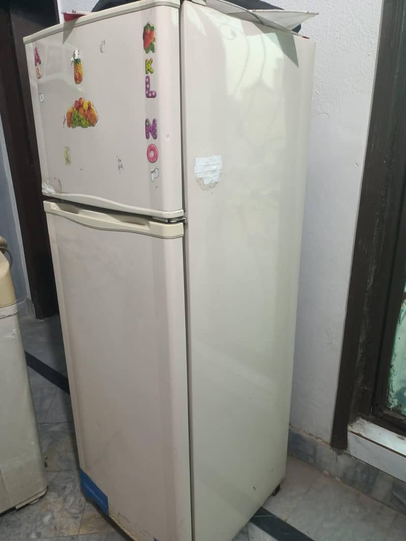Dawlance refrigerator 3