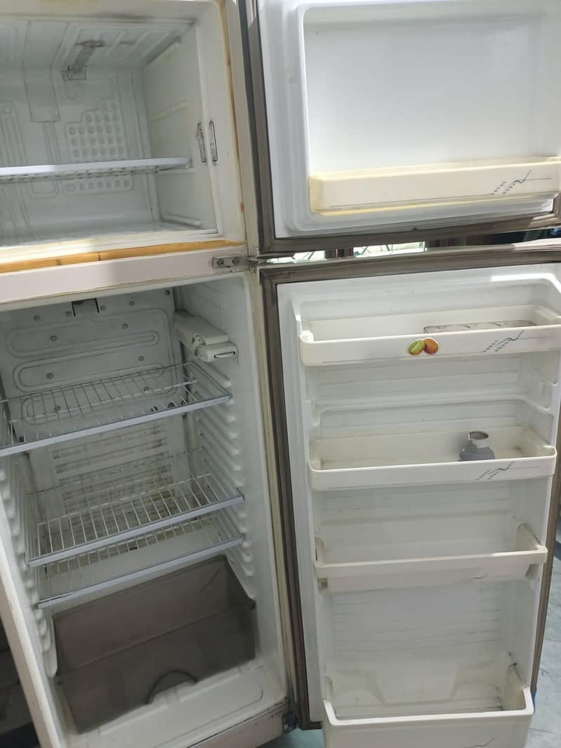 Dawlance refrigerator 6
