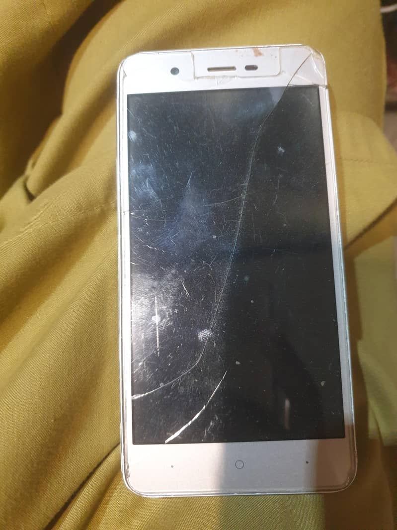QMobile J1 3