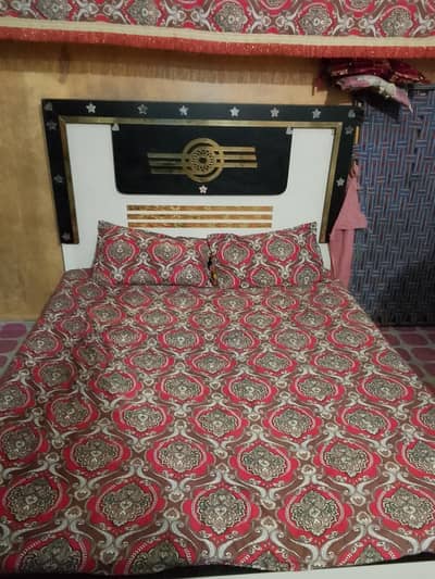 Wooden Single Bed – Excellent Condition