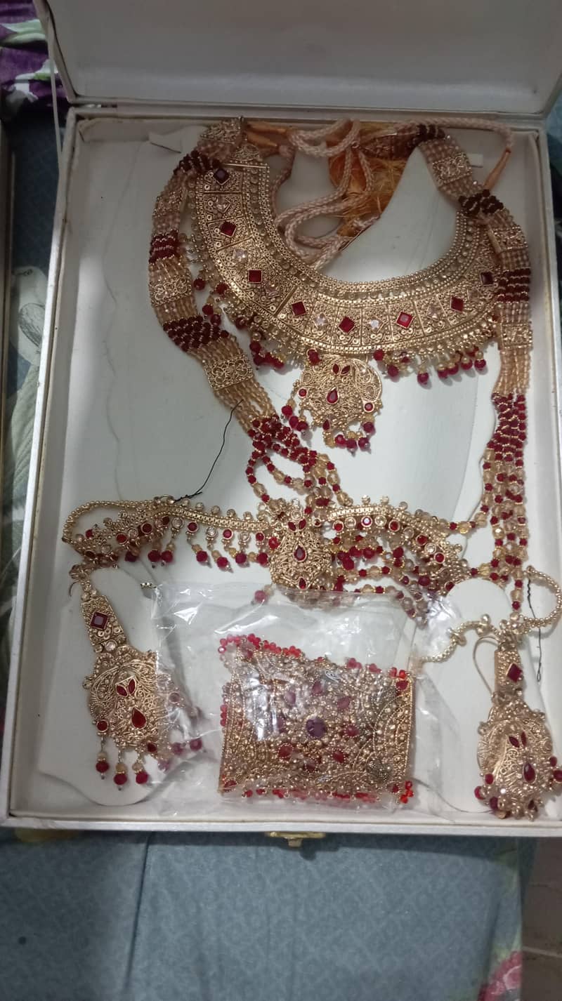 neckless and complete set 2