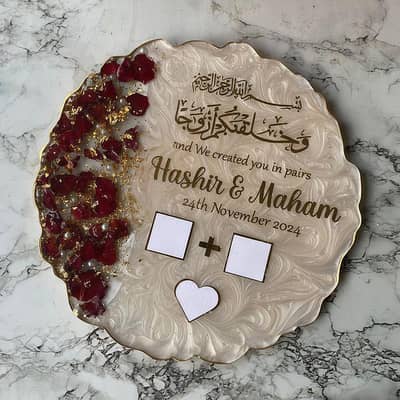 Resin tray