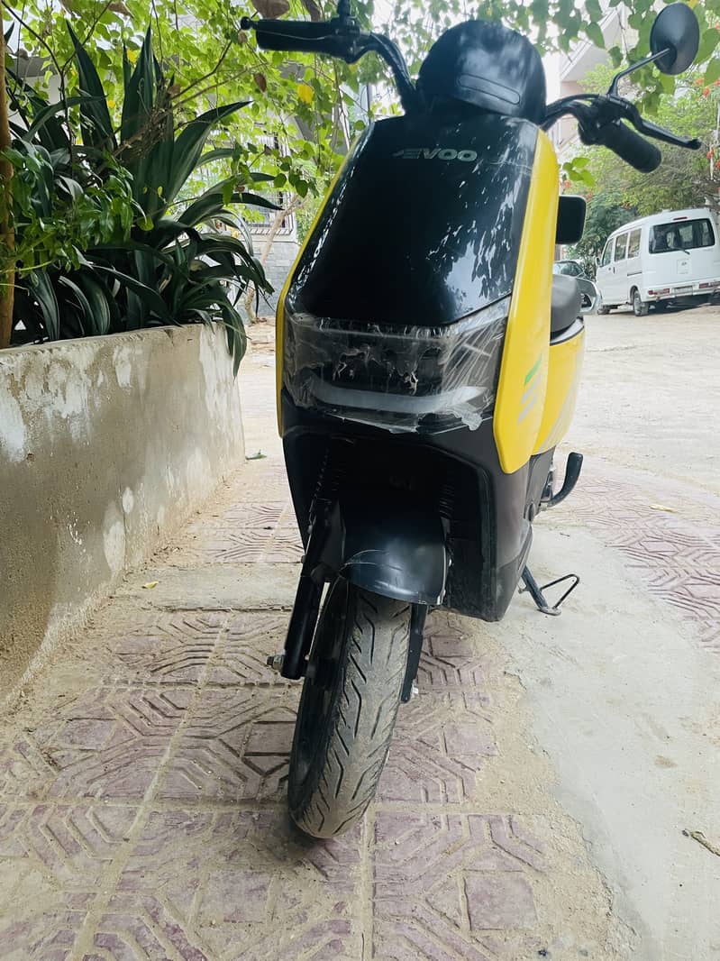 Revoo A10 8