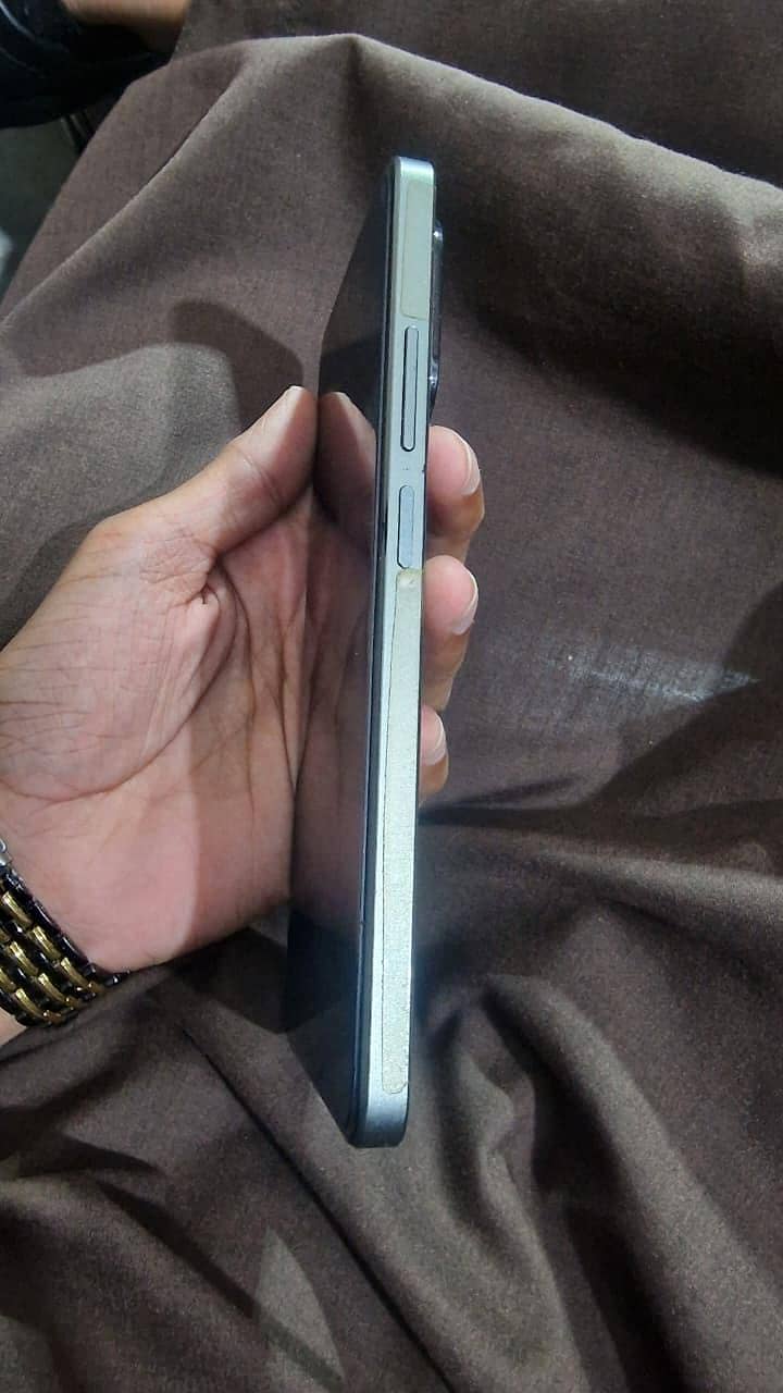 Realme C67 2