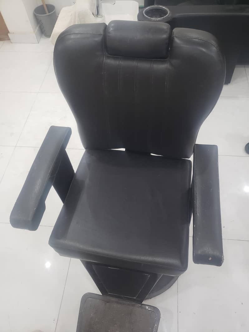 saloon chairs 1