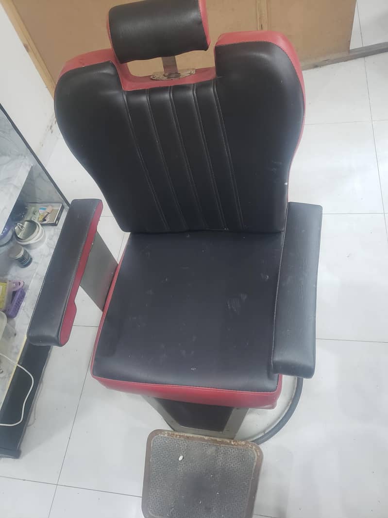 saloon chairs 5