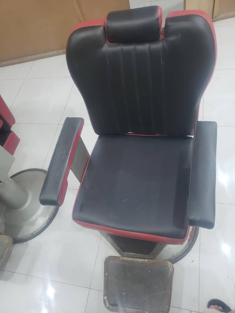 saloon chairs 13