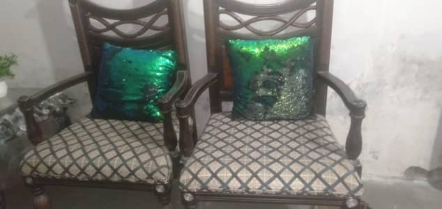 5 seater sofa and singal table