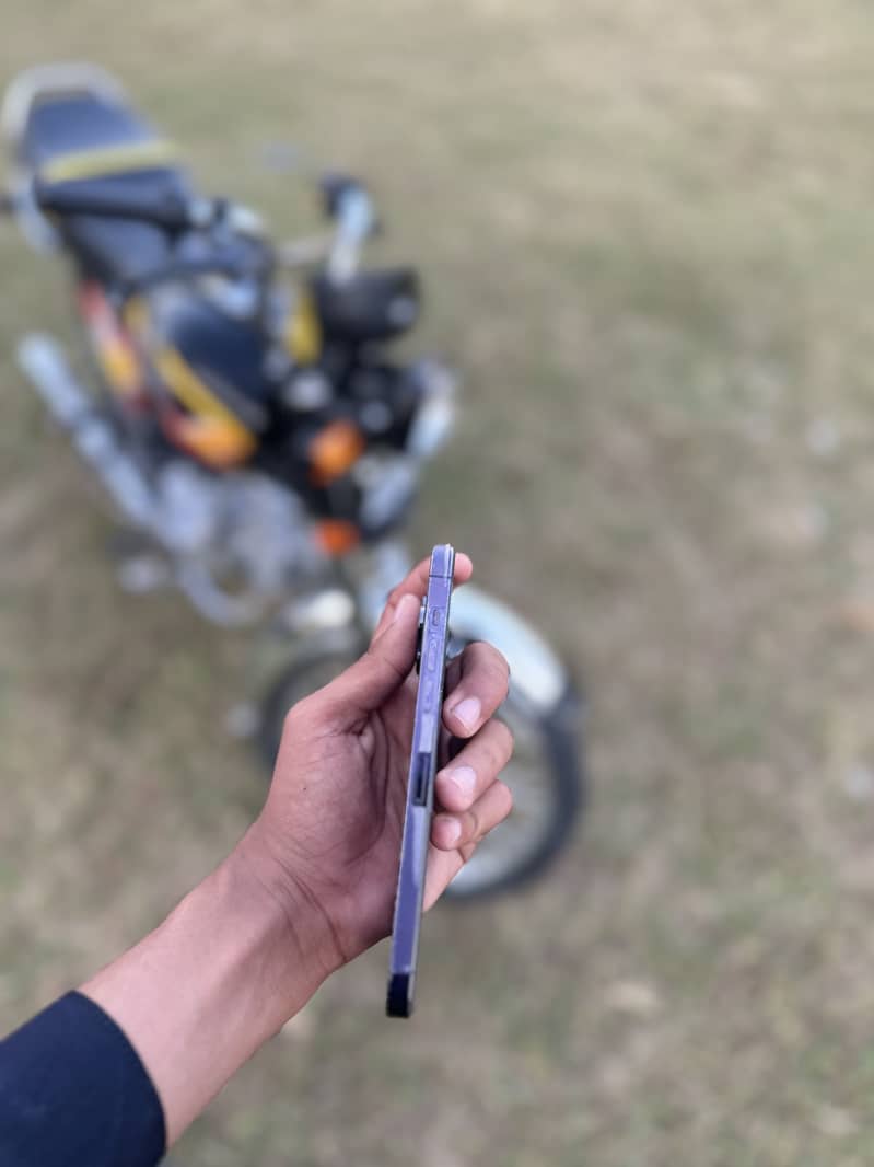 Apple iPhone 14 Pro Max 3