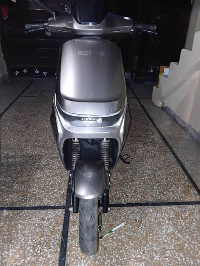 REVOO Electric Scooty A-11 [2026]